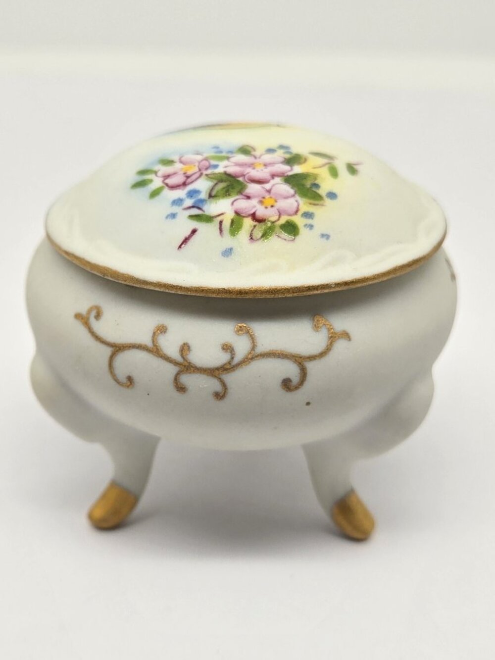 Hand Painted Footed Miniature Porcelain Trinket Box, Bird, Flowers, Japan, 2"